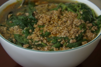 Hạ nhiệt ngày hè với canh cua rau dền thanh mát